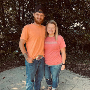 Meet your Posher, Leigha